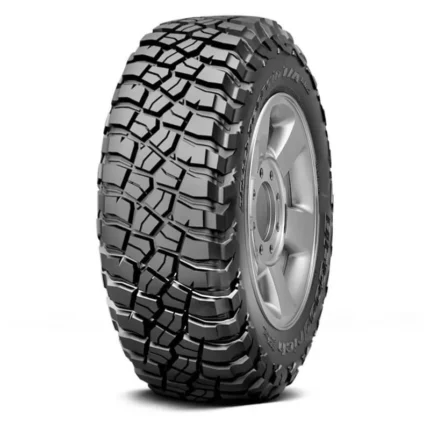 إطار سيارة بي اف جود ريتش مد تيرين T/A KM3 مقاس 265/70R17 121/118Q امريكي عادي للدفع الرباعي يتميز بقوة الدفع في الوحل وتقنية CoreGuard Max بضمان رسمي
