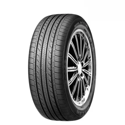 إطار سيارة نكسن إن بريز AH8 مقاس 215/50R18 92H كوري عادي للكروس أوفر يتميز بنمط شبكي مريح وتصميم أخاديد متقاطع لتقليل إجهاد المداس بضمان معتمد 4 سنوات